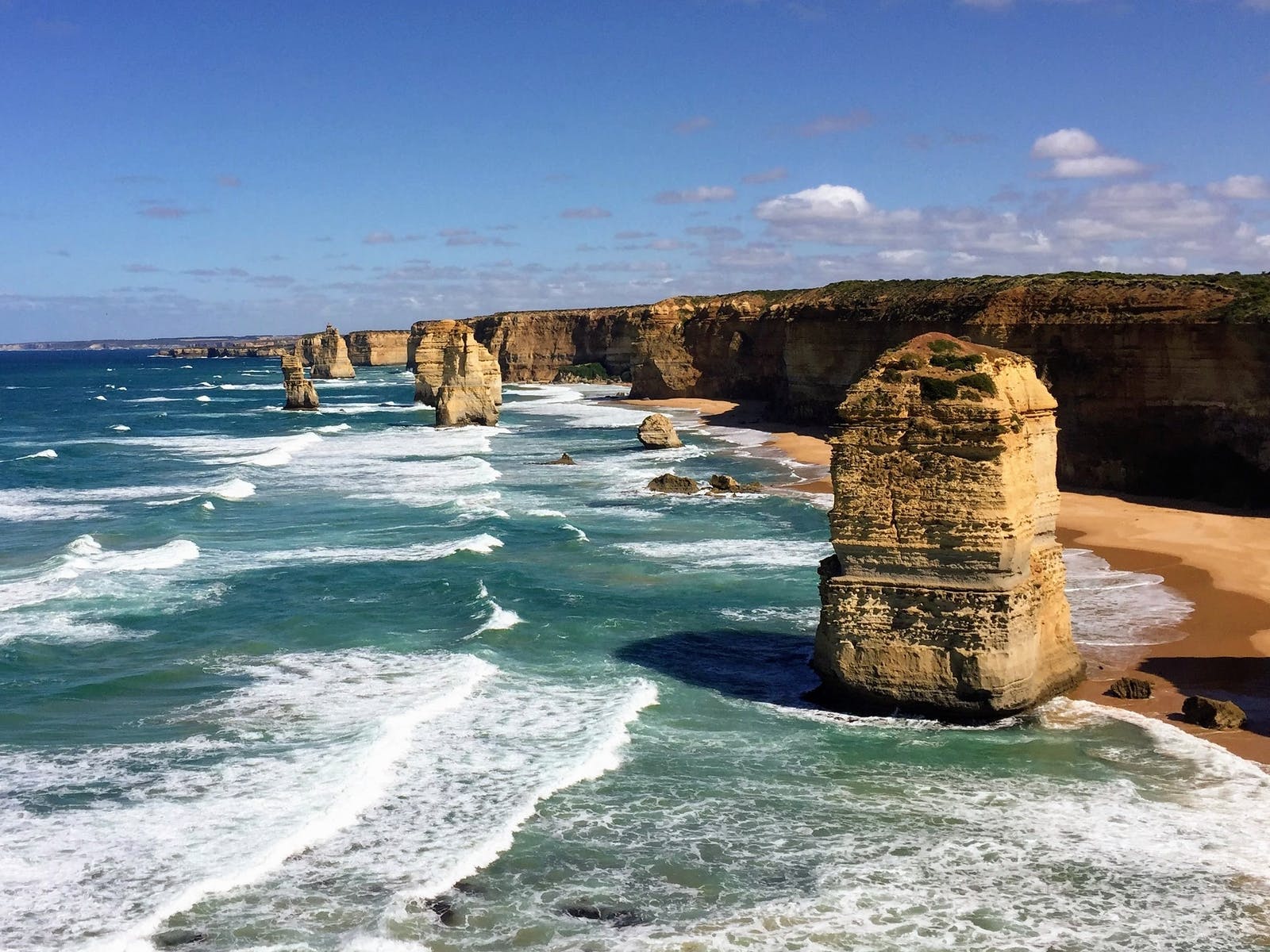 Great Ocean Road Twelve Apostles view private tour Zebra Express